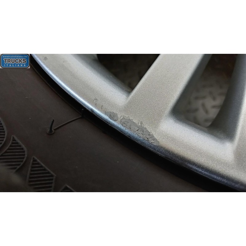 FIAT KIT 4 CERCHI IN LEGA FIAT F.Grande Punto 2005>2012 usato