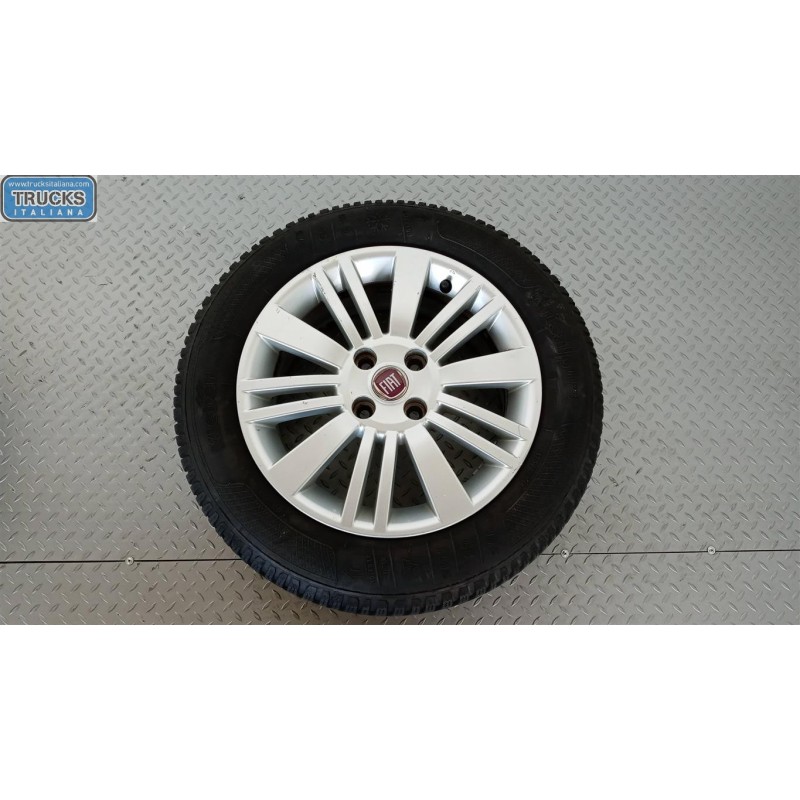 FIAT KIT 4 CERCHI IN LEGA FIAT F.Grande Punto 2005>2012 usato