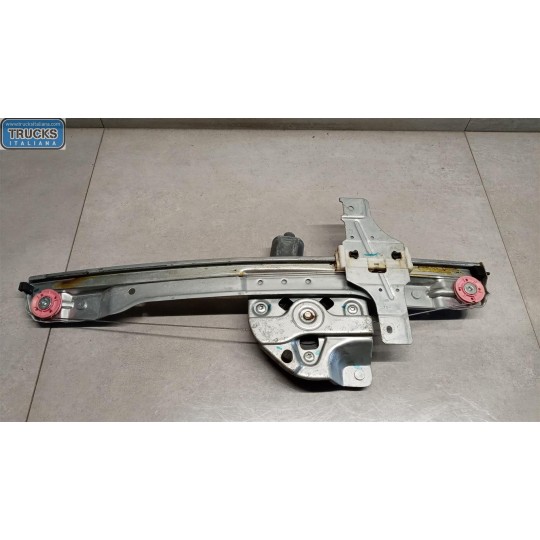 ALZA VETRI ANTERIORI SINISTRO PEUGEOT 208 2012>2015 usato