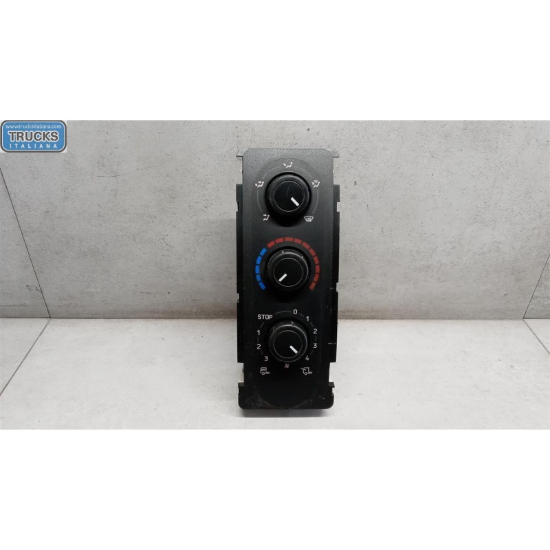 RENAULT truck AC CONTROL UNIT RENAULT truck Midlum used