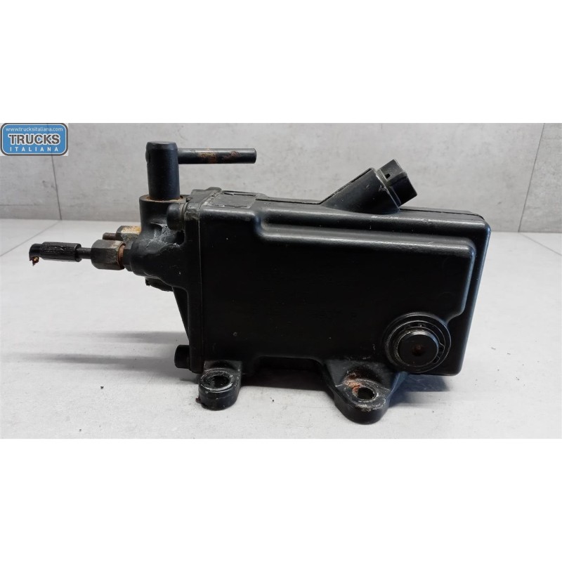 RENAULT truck POMPA IDR ALZACABINA RENAULT truck Midlum usato