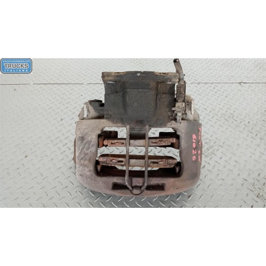 PINZA POSTERIORE SINISTRA RENAULT truck Midlum usato