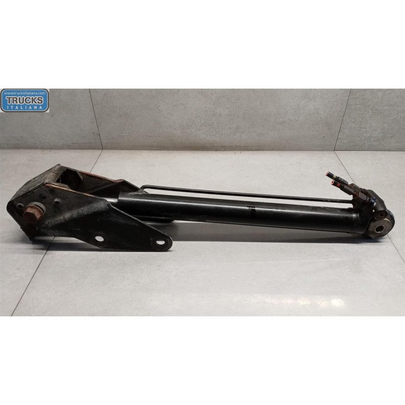 RENAULT truck CAB LIFT PISTON  RENAULT truck Midlum used