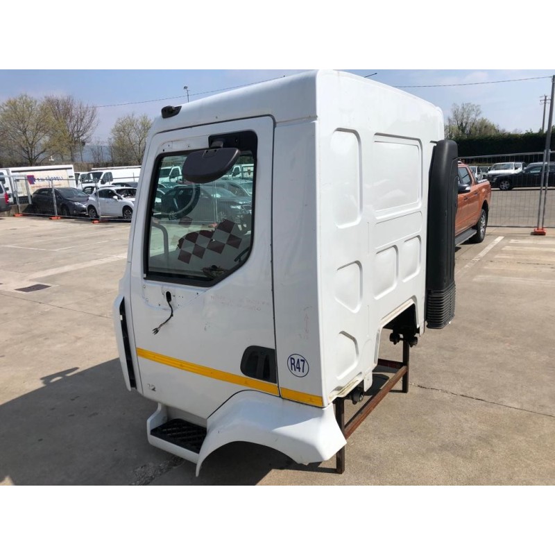 RENAULT truck COMPLETE CABIN RENAULT truck Midlum used