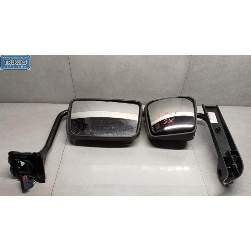 RENAULT truck LEFT ELETRIC REAR-VIEW MIRROR  RENAULT truck Midlum used