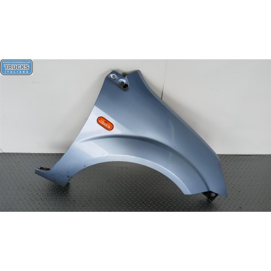 PARAFANGO ANTERIORE DESTRO FORD Fiesta 2006>2008 usato