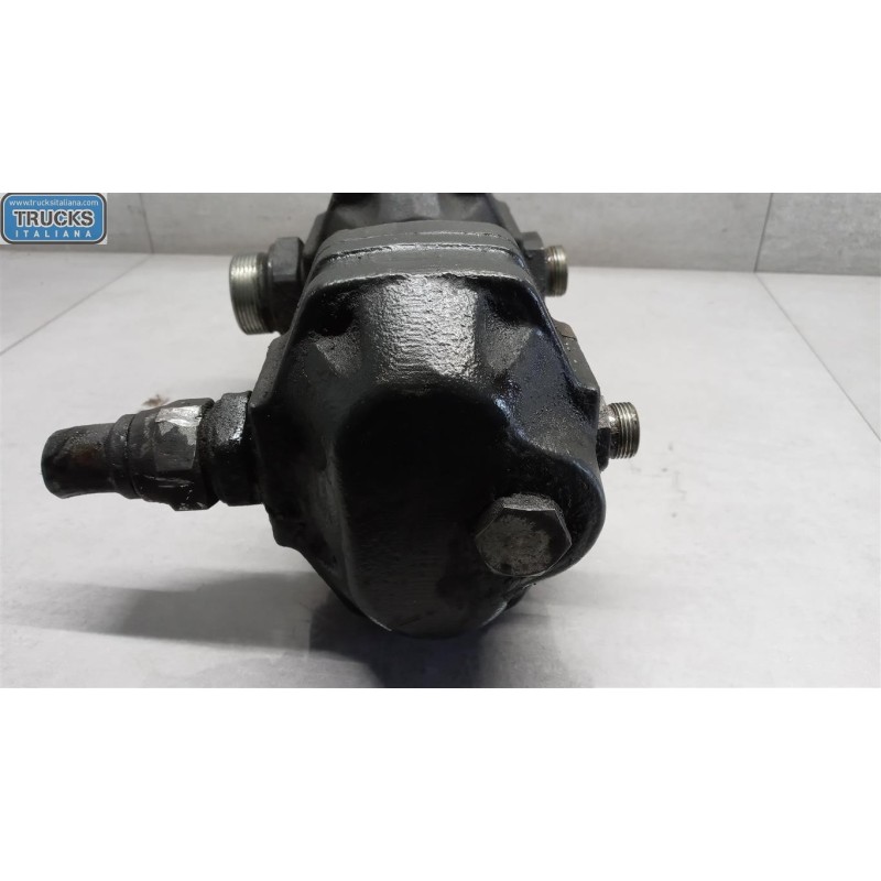 RENAULT truck HYDRAULIC PUMP  RENAULT truck Midlum used