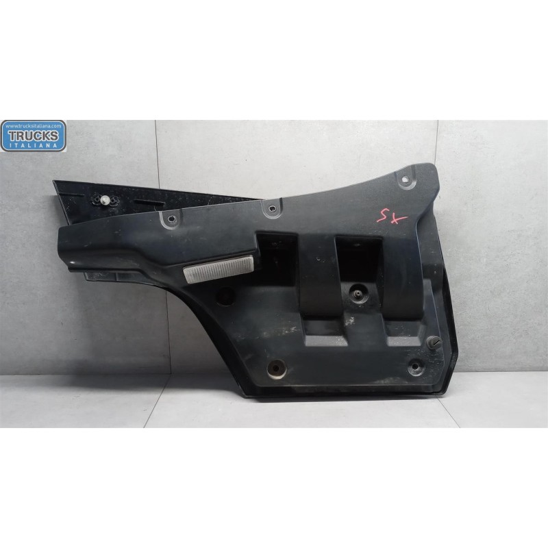 RENAULT truck SOTTOPORTA ANT.SX RENAULT truck T 2014> usato