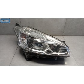 RIGHT HEADLIGHT PEUGEOT 208...