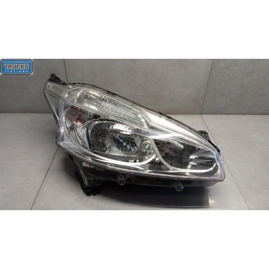 FARO ANTERIORE DESTRO PEUGEOT 208 2012>2015 usato