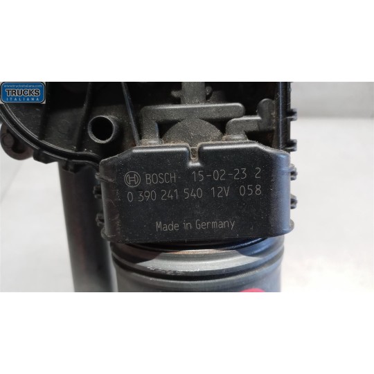 windshield wiper motor PEUGEOT 208 2012>2015 used