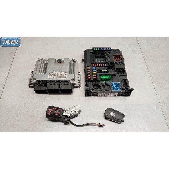 ENGINE UNIT PEUGEOT 208 2012>2015 used