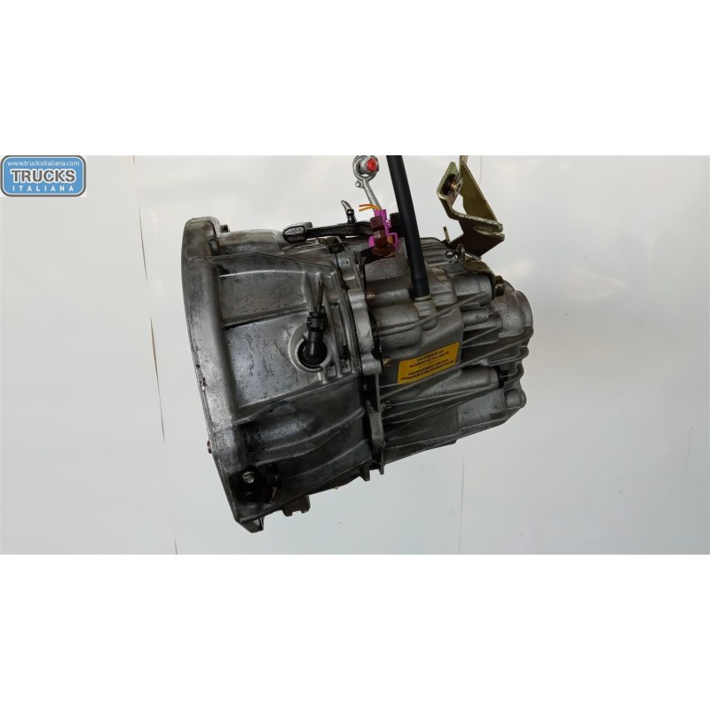 RENAULT van GEARBOXES  RENAULT van Trafic 2001>2007 used