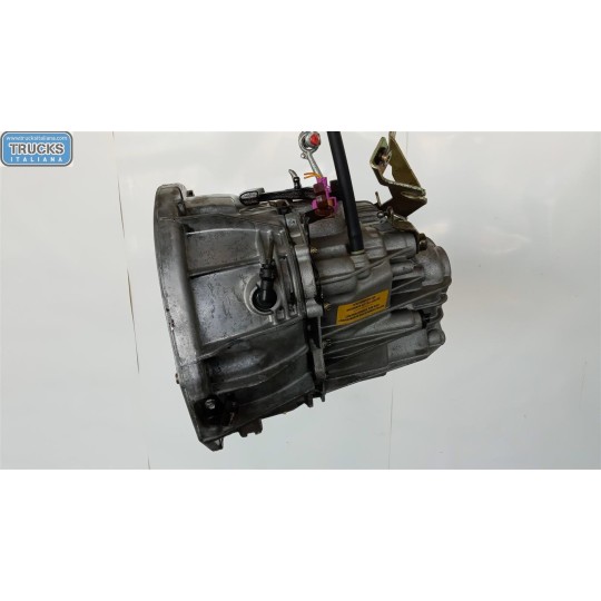 CAMBIO RENAULT van Trafic 2001>2007 usato