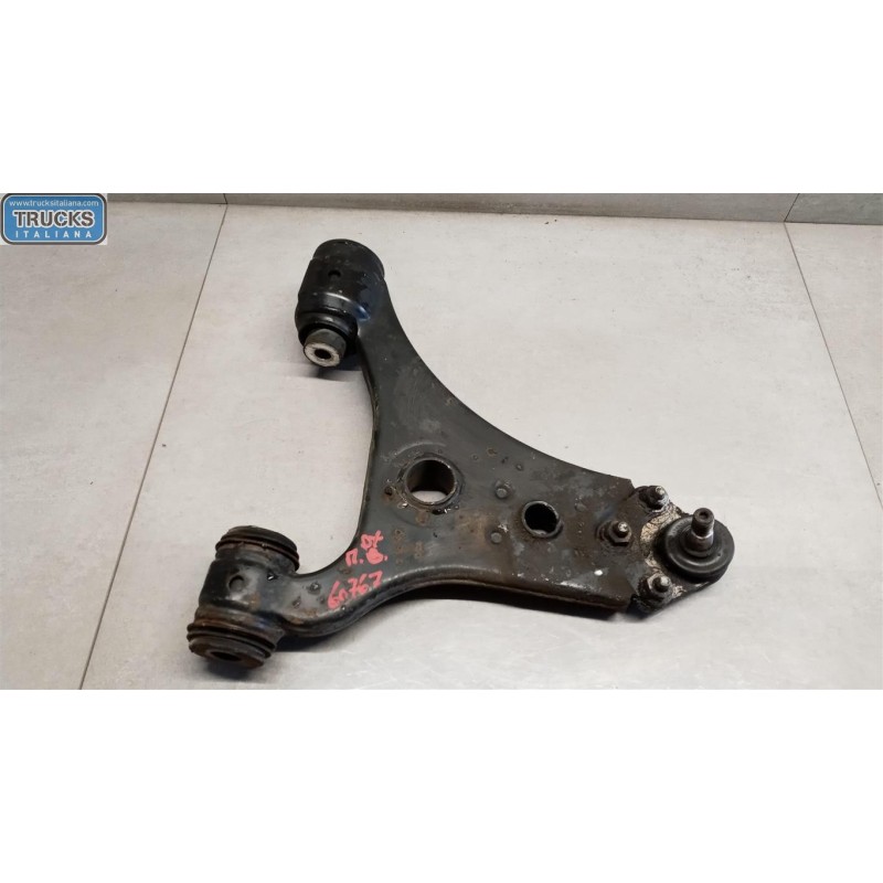 MERCEDES-BENZ CONTROL ARM FRONT LOWER RIGHT  MERCEDES-BENZ Classe A (W169) 2004>2008 used