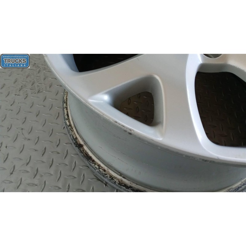 MAZDA KIT 4 CERCHI IN LEGA MAZDA Mazda3 2006>2009 usato