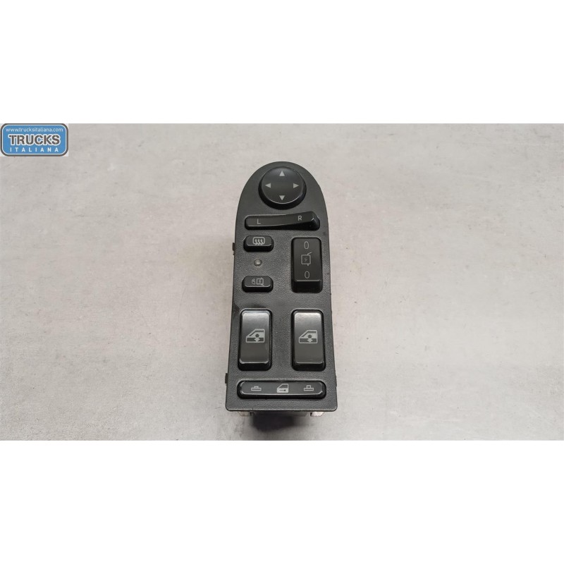 MAN VARIOUS SWITCHES AND BUTTONS A
 MAN TG-A 2000>2007 used