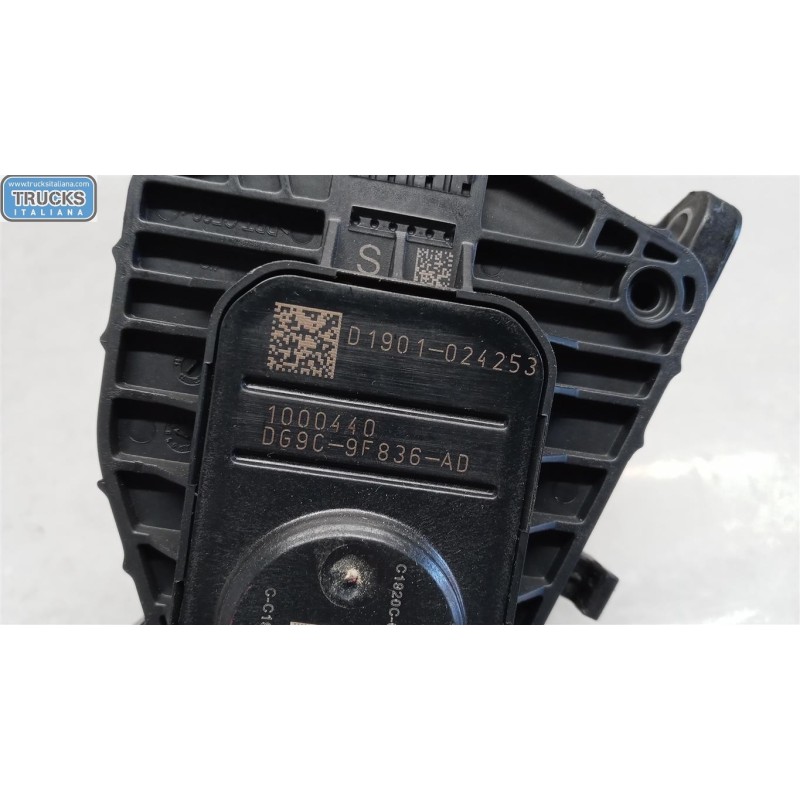 FORD ELETRONIC THROTTLE PEDAL  FORD Mondeo 2014> used