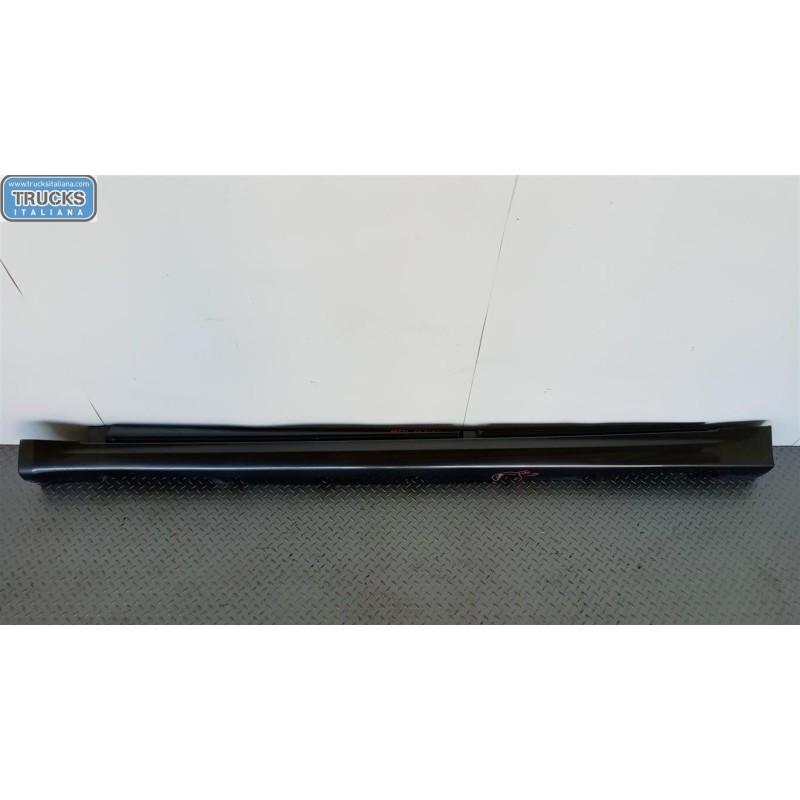 FORD MINISKIRT LEFT FORD Mondeo 2014> used