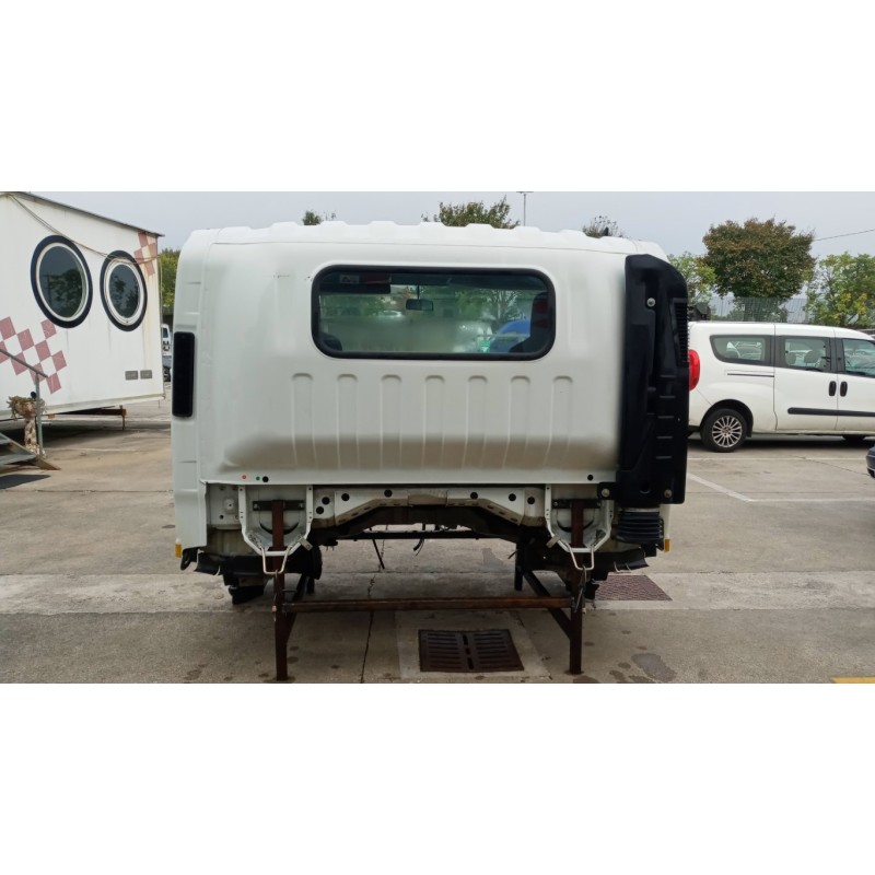 ISUZU COMPLETE CABIN ISUZU N2R used
