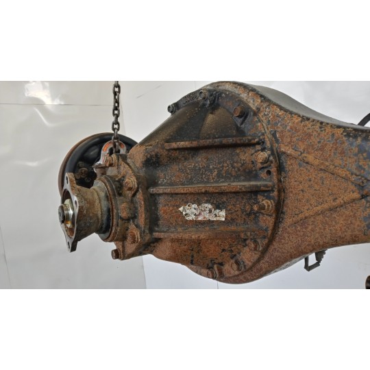 GRUPPO DIFFERENZIALE POSTERIORE ISUZU N2R usato