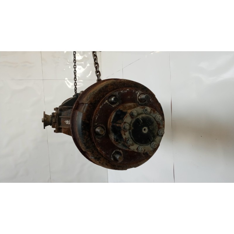 ISUZU ASSALE POSTERIORE ISUZU N2R usato