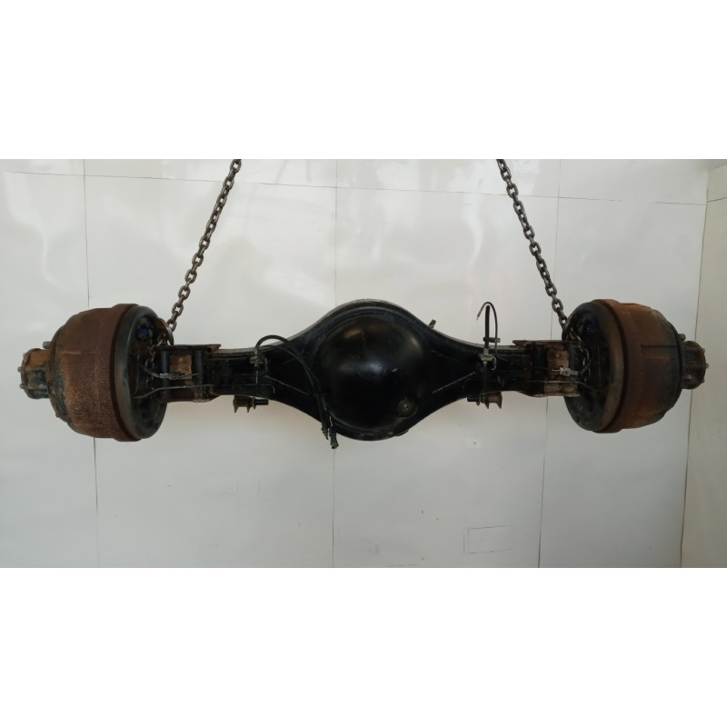 ISUZU ASSALE POSTERIORE ISUZU N2R usato