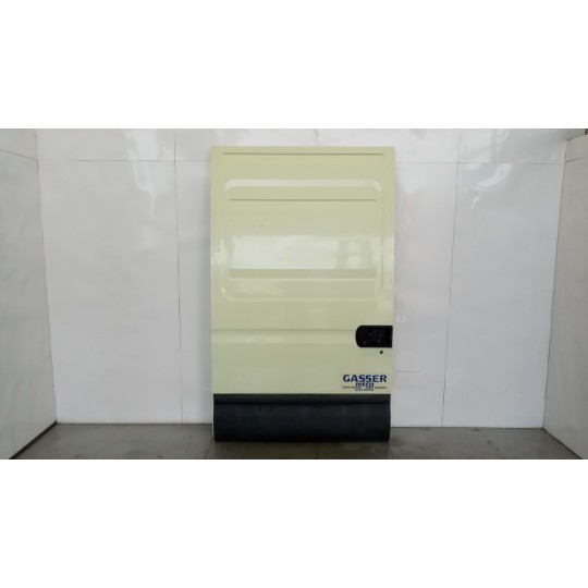 PORTACARICO SCORREVOLE DESTRO IVECO Daily 2006>2009 usato