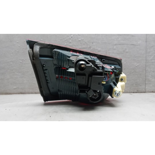FARO POST INTERNO LED DESTRO BMW Serie 3 (F31) SW 2011> usato