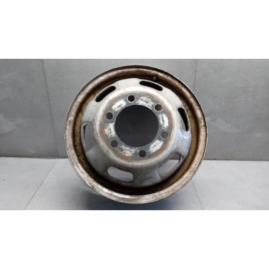 CERCHIO RUOTA IN FERRO IVECO Daily 2000>2006 usato