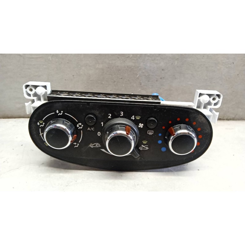 DACIA CENTRALINA CLIMATIZZATORE DACIA Sandero 2012>2020 usato