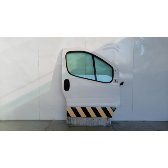RIGHT FRONT DOOR  RENAULT van Trafic 2010>2014 used