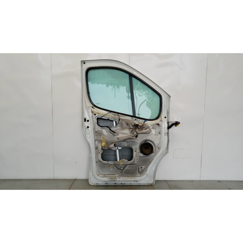RENAULT van LEFT FRONT DOOR RENAULT van Trafic 2010>2014 used
