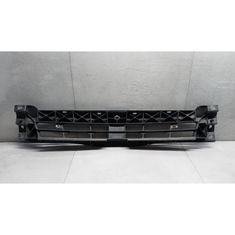 RENAULT van MASCHERINE RENAULT van Trafic 2010>2014 usato