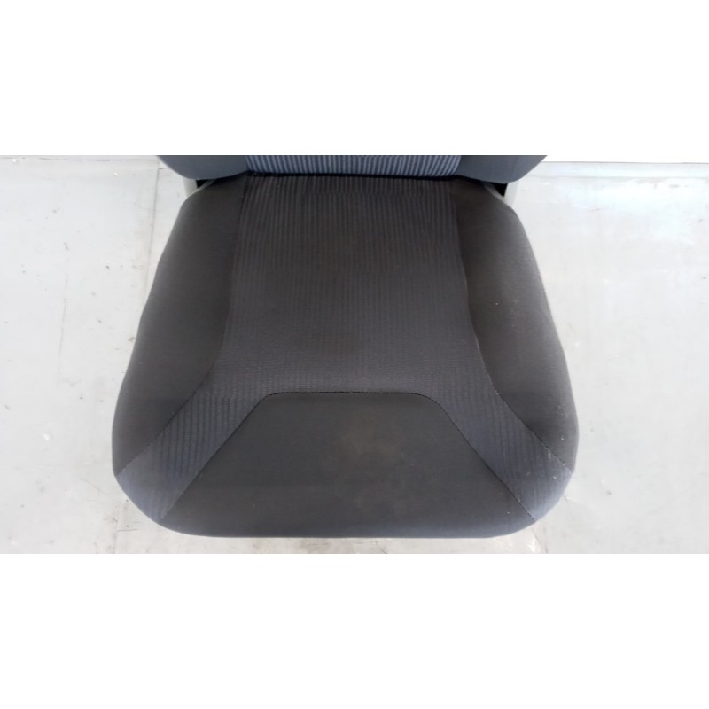 RENAULT van FRONT SEATS RENAULT van Trafic 2010>2014 used