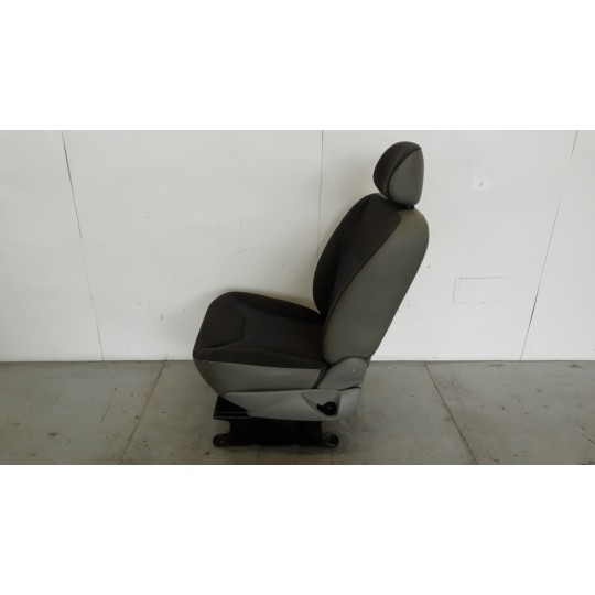 FRONT SEATS RENAULT van Trafic 2010>2014 used