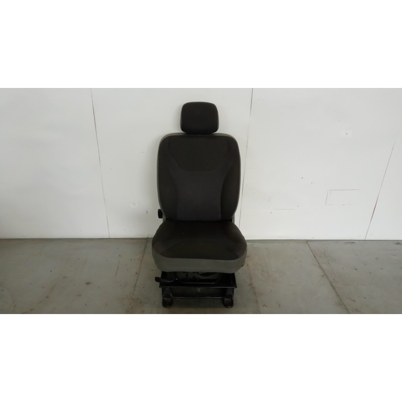 RENAULT van FRONT SEATS RENAULT van Trafic 2010>2014 used