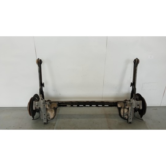 ASSALE POSTERIORE RENAULT van Trafic 2010>2014 usato