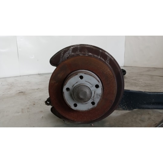 ASSALE POSTERIORE RENAULT van Trafic 2010>2014 usato