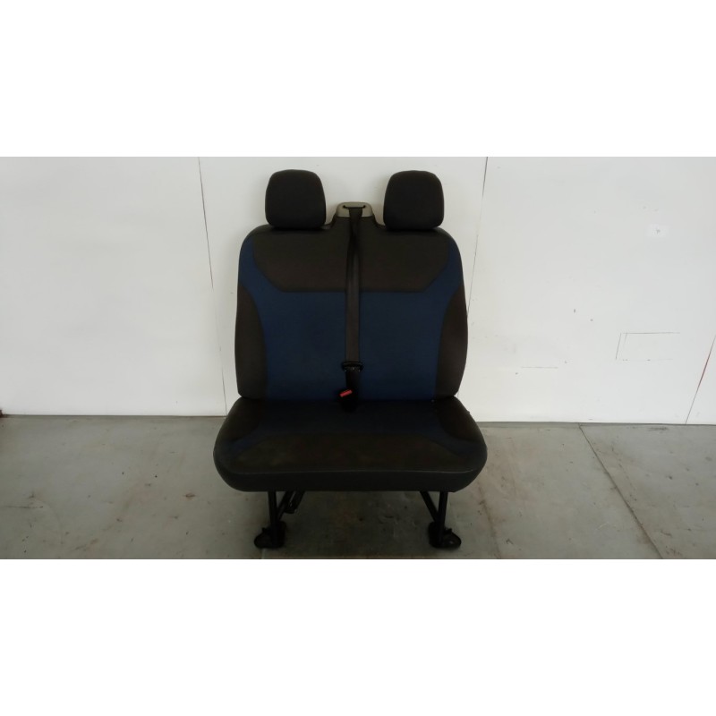 RENAULT van SEDILI ANTERIORI RENAULT van Trafic 2010>2014 usato
