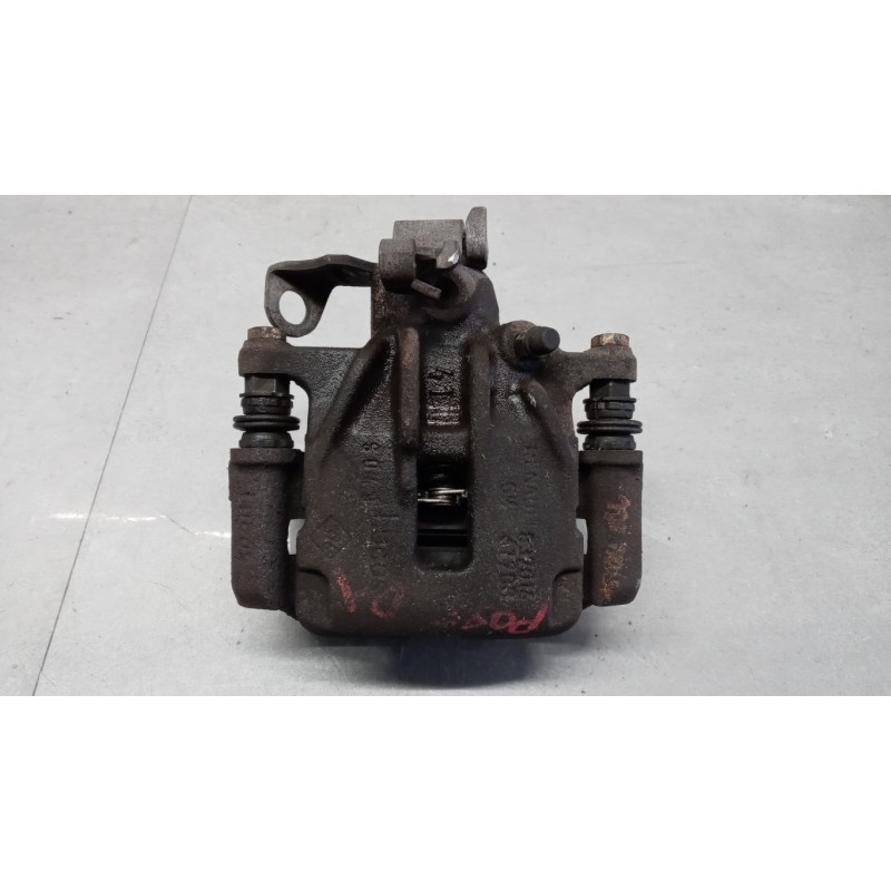 RENAULT van PINZA POSTERIORE DESTRA RENAULT van Trafic 2010>2014 usato