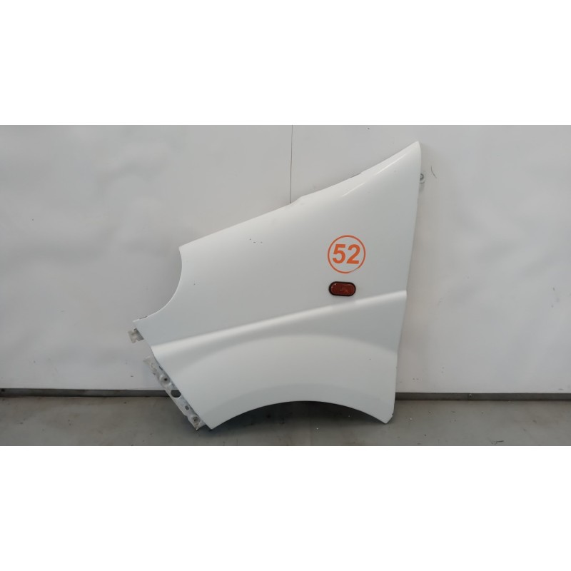 RENAULT van PARAFANGO ANTERIORE SINISTRO RENAULT van Trafic 2010>2014 usato
