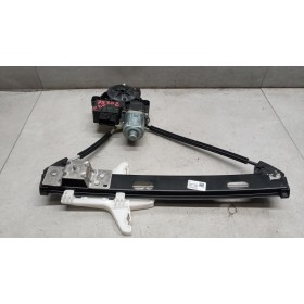 BACK RIGHT POWERED WINDOWS...