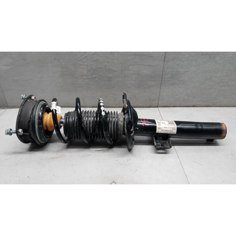 VOLKSWAGEN RIGHT FRONT SHOCK ASSORBER VOLKSWAGEN Polo 2021> used