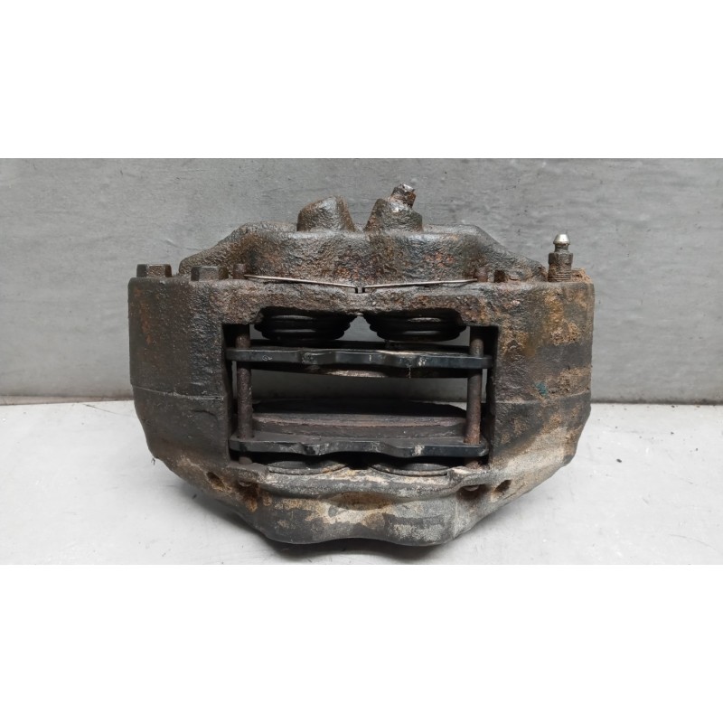 TOYOTA RIGHT FRONT CALIPER BRAKE  TOYOTA Hilux 2005>2008 used