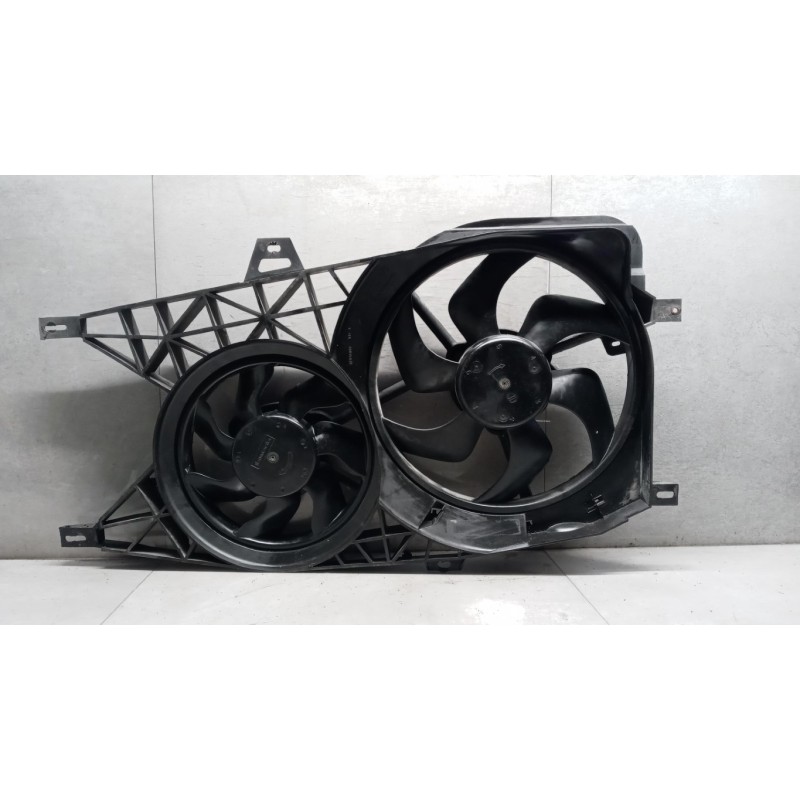 RENAULT van CONVEYOR ELECTRIC FAN RENAULT van Trafic 2010>2014 used