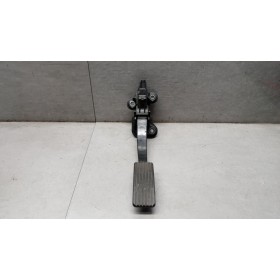 PEDALE ACCELERAZIONE...