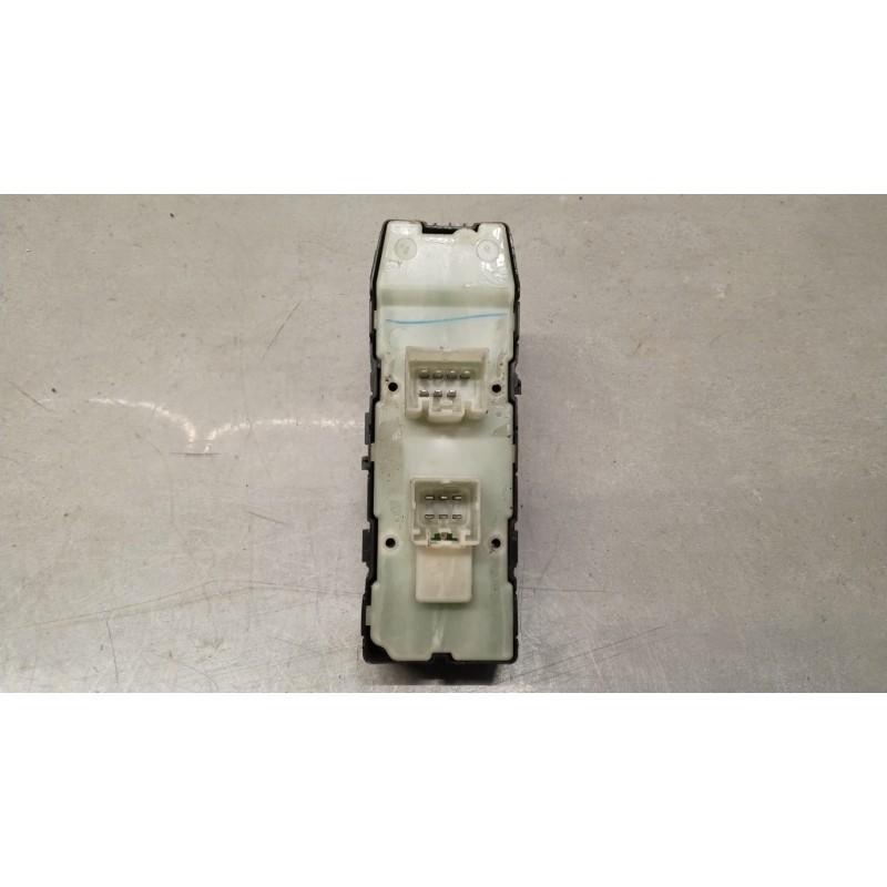 JEEP INTERRUTTORI E PULSANTI ALZAVETRI JEEP Compass 2011>2015 usato