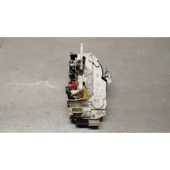 LATCH LOCK JEEP Compass 2011>2015 used