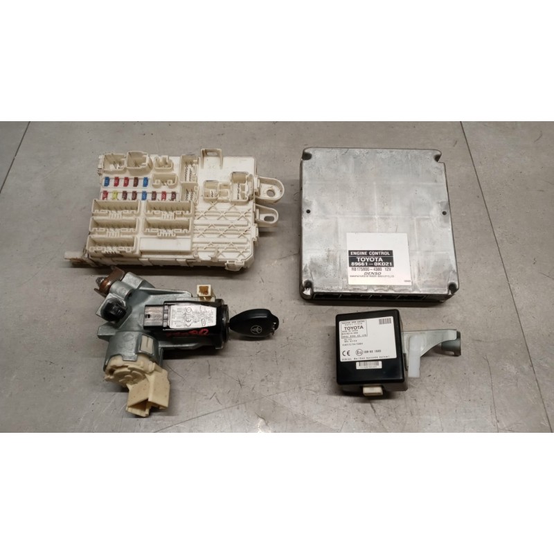 TOYOTA ENGINE UNIT TOYOTA Hilux 2005>2008 used